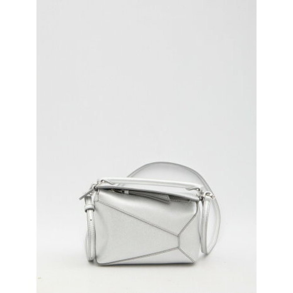 Loewe Bags Business le - Picture 1 of 4